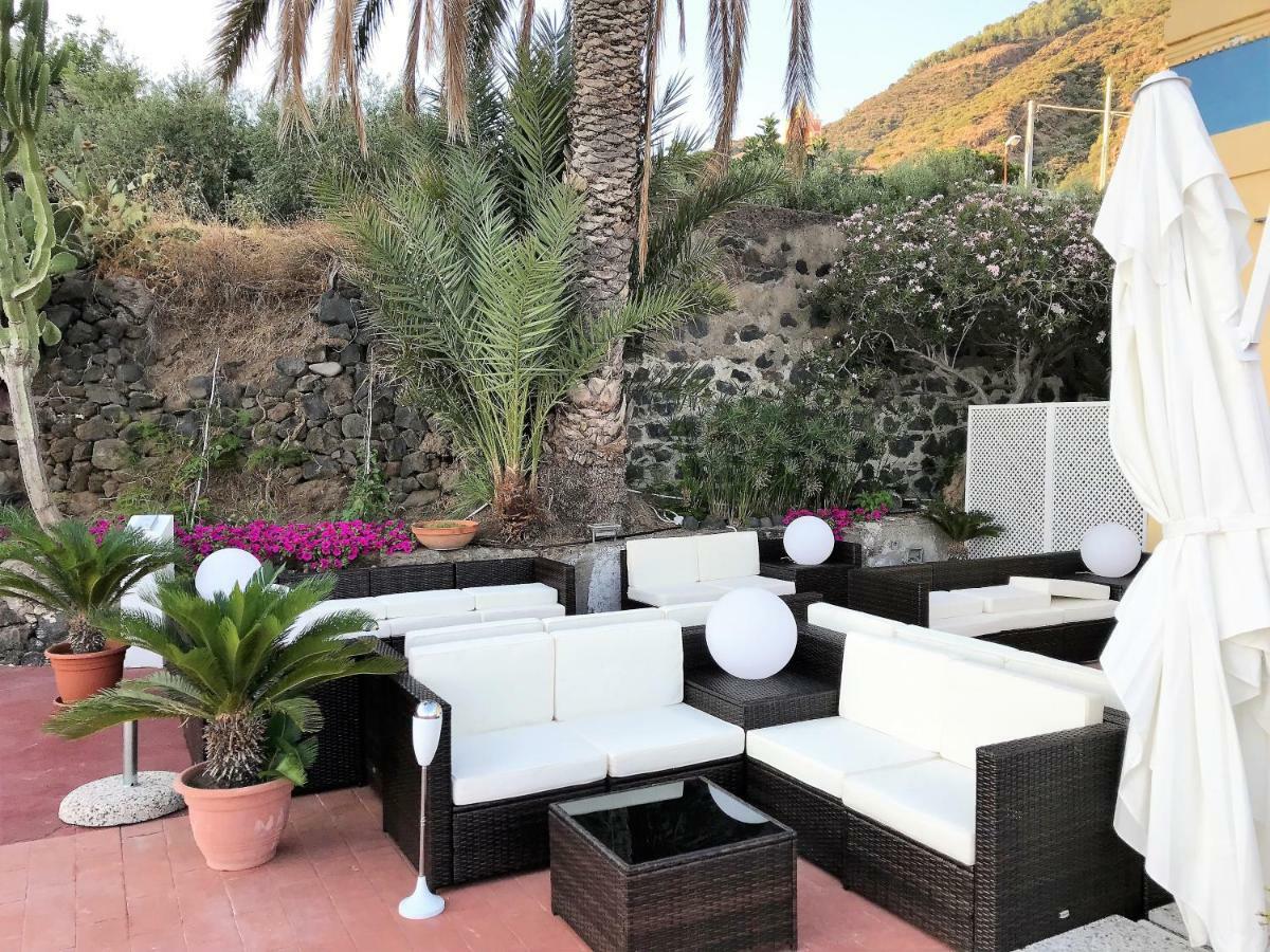 Hotel L'Ariana Isole Eolie - Una Esperienze Лени Экстерьер фото